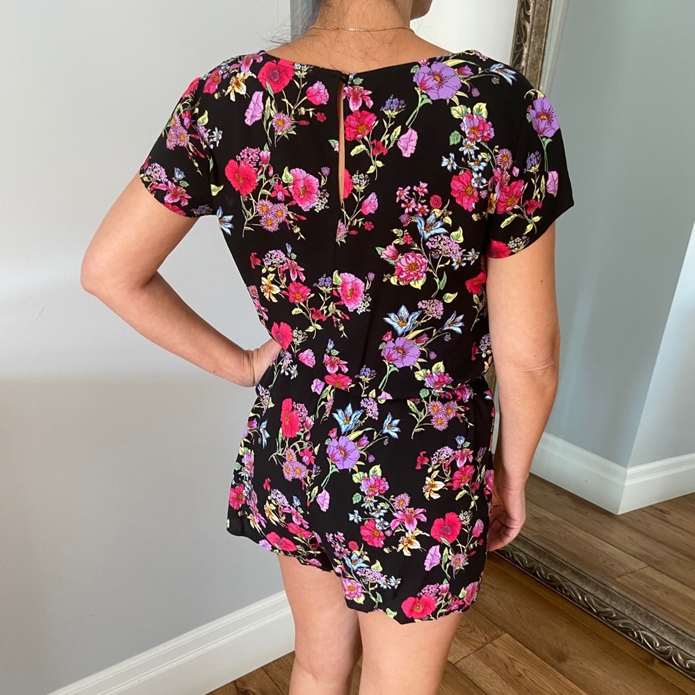 Floral romper - Picture 2 of 3